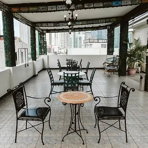 מלון דירות San Agustin Residences, סן פדרו מקאטי