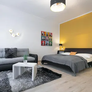 Wf-apartment Zentral, Trendig & Modern, Westbahnhof , Viyana Avusturya